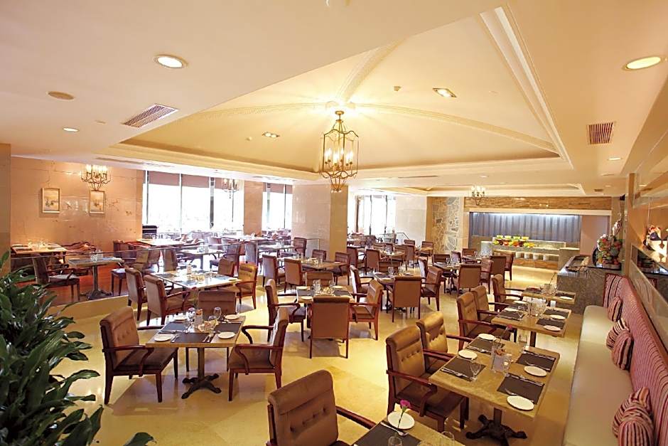 Great International Hotel