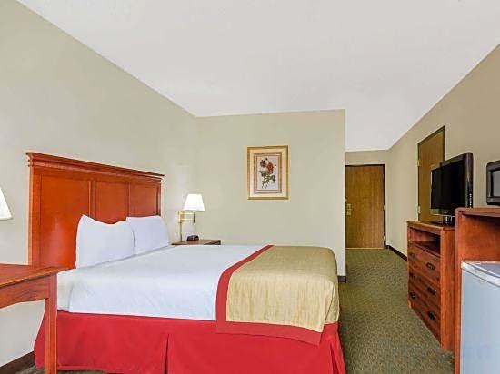 Baymont by Wyndham Enid