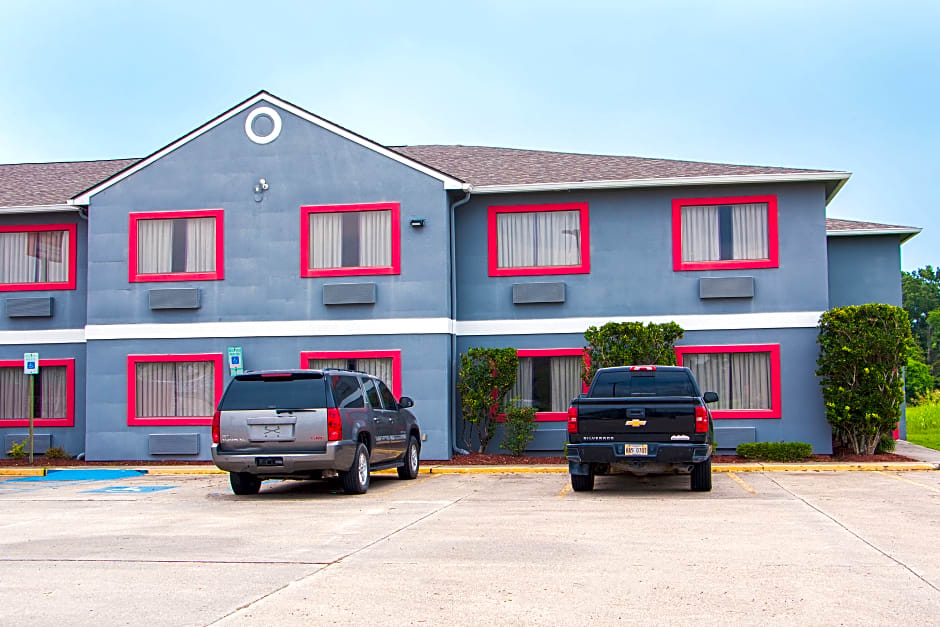 Americas Best Value Inn Donaldsonville