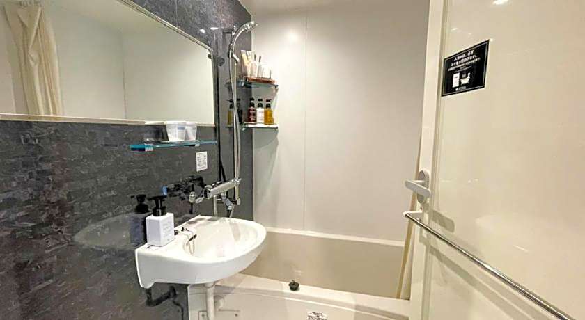 HOTEL LiVEMAX NAGOYA SHINKANSENGUCHI