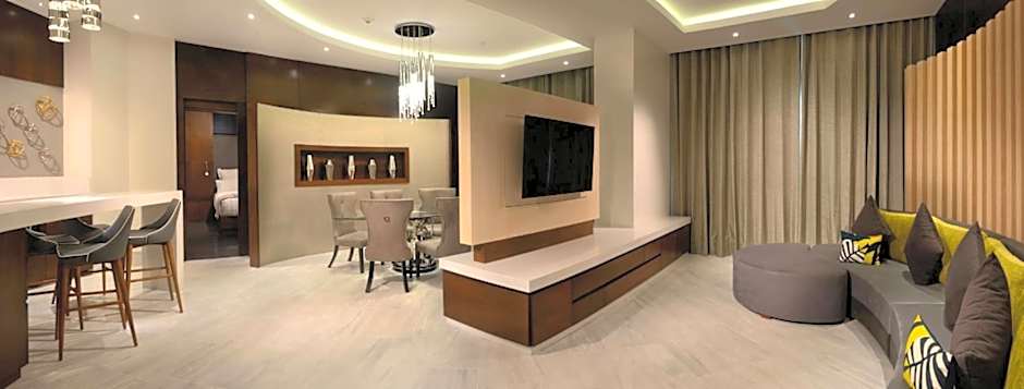 HS HOTSSON Hotel Irapuato