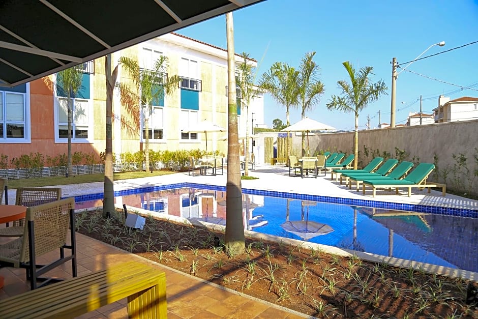 Vitoria Express Dom Pedro