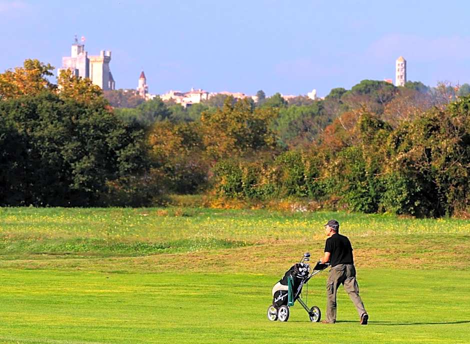 GOLF CLUB D'UZES