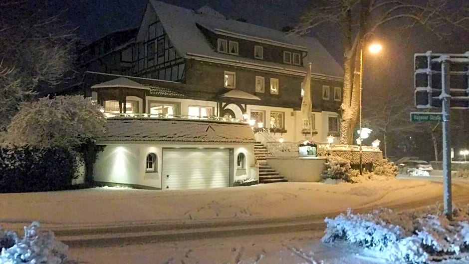 Land-gut Hotel zur Brücke garni