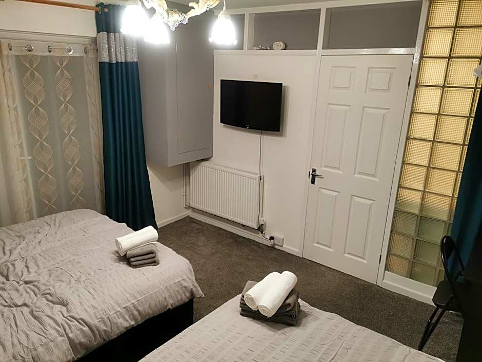 116 maison dieu Road room B in Dover