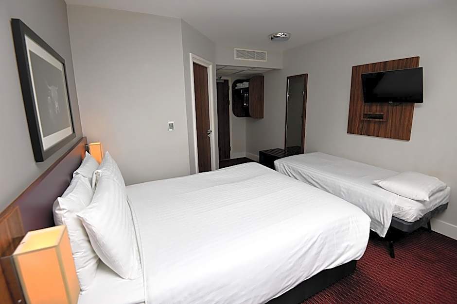 Pine Marten, Dunbar by Marston's Inns