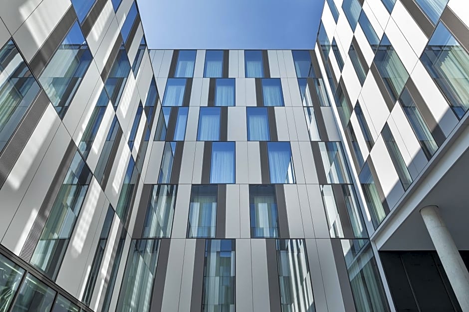 Stellaris Apartment Hotel