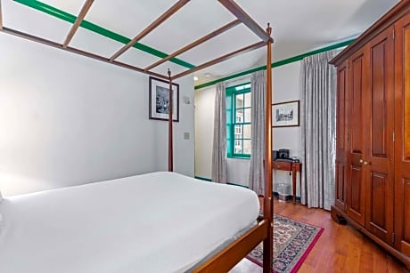 Double Room - Accessible/Non-Smoking - Breakfast included in the price 