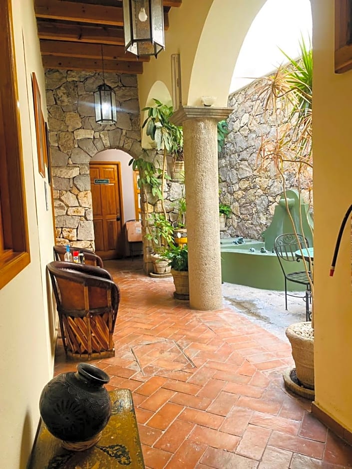 Hotel Antigua Casa de Piedra