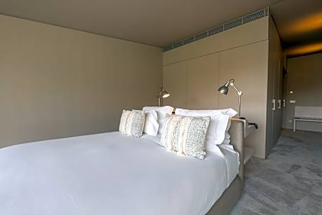 Suite with River View