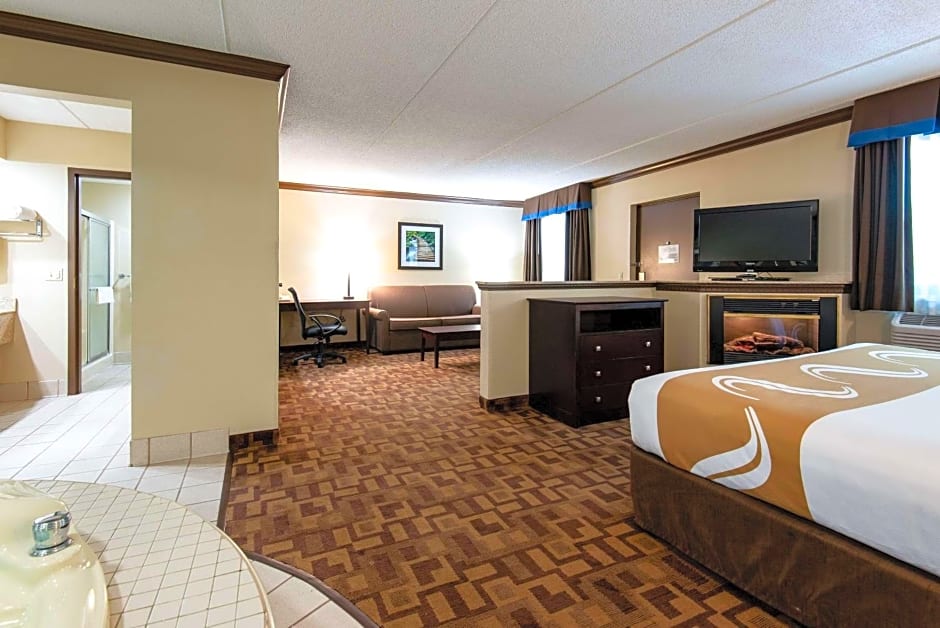 Quality Inn & Suites Quakertown-Allentown