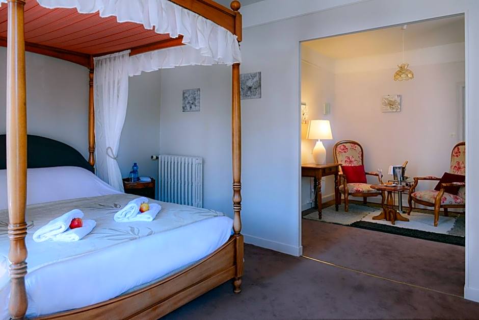 Logis Hôtel et Restaurant du Dauphin