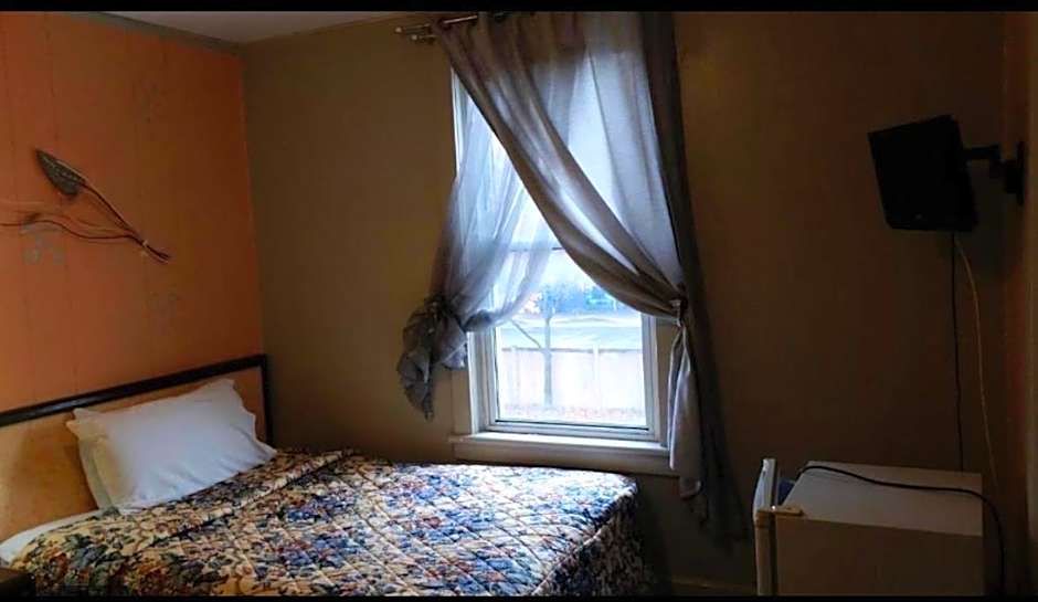 A Voyageur's Guest House