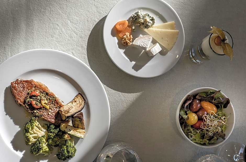 Eden Roc Mediterranean Hotel & Spa