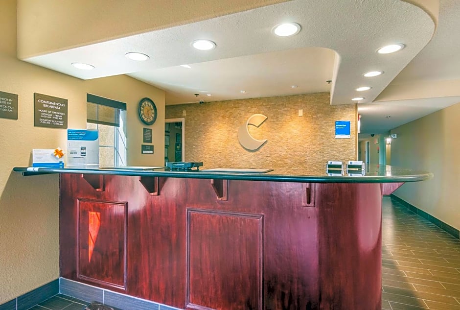 Comfort Inn & Suites