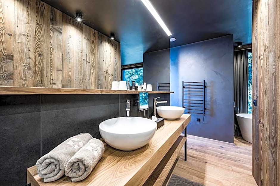 ALMMONTE PRÄCLARUM SUITES - Casual Boutique Hotel