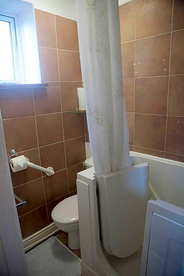 Cavell House Bed and Breakfast