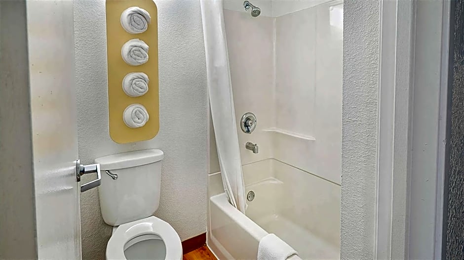Suites Los Angeles CA Los Angeles LAX