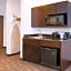 Holiday Inn Express Hotel & Suites Chicago-Deerfield/Lincolnshire