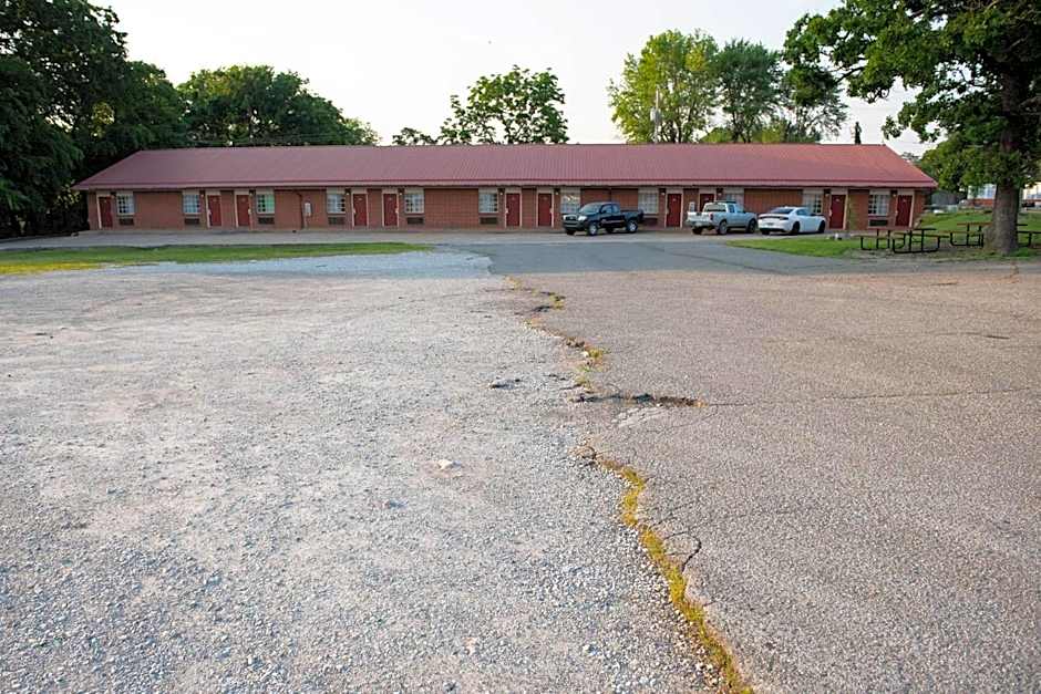 Americas Best Value Inn and Suites Siloam Springs