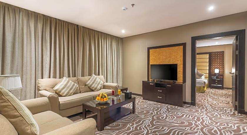 Naviti Warwick Al Khobar