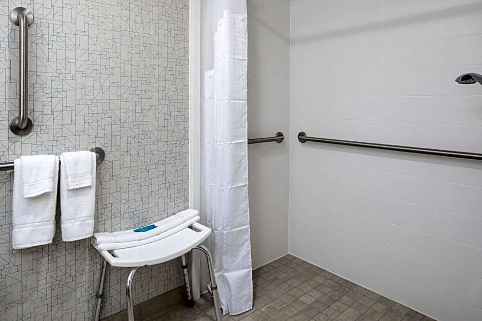 Holiday Inn Express Atlanta Airport-College Park By IHG