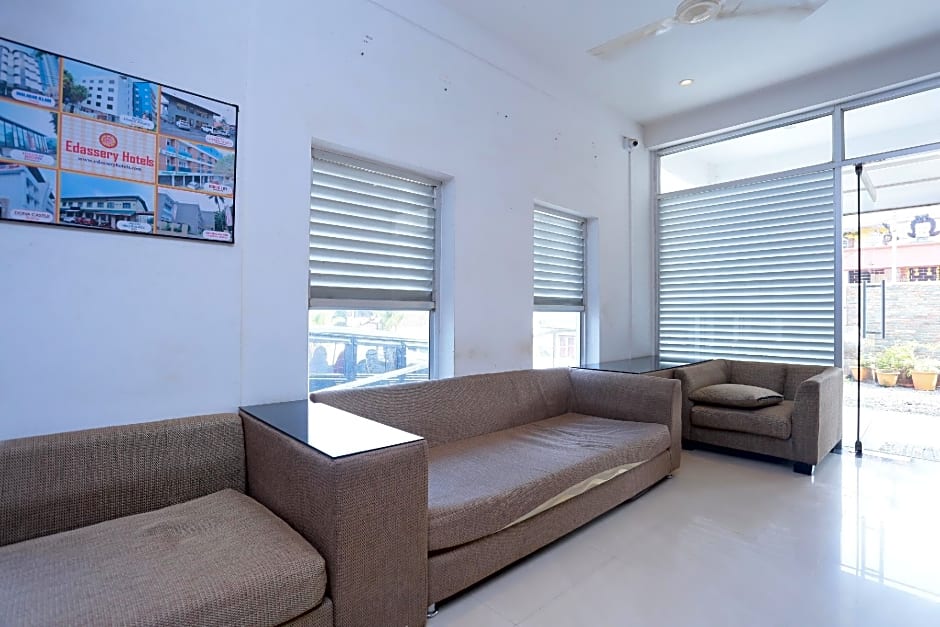 Super Townhouse Prince Palace