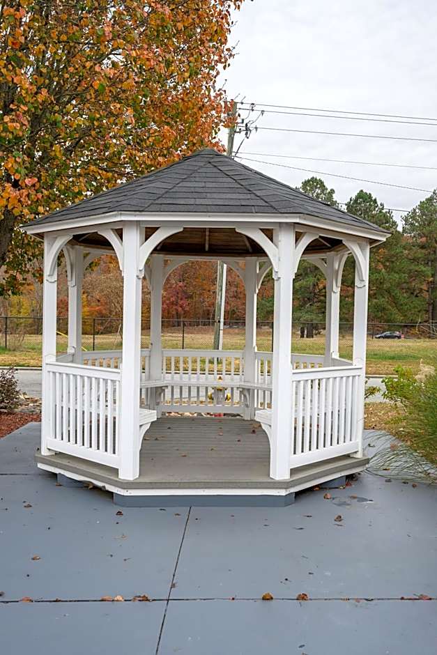 Quality Inn & Suites Lexington South