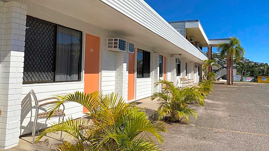 Shoredrive Motel