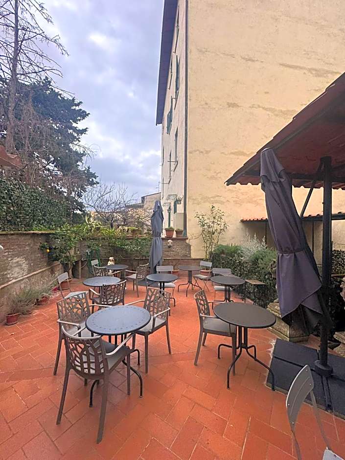 Hotel Camilla Guelfa