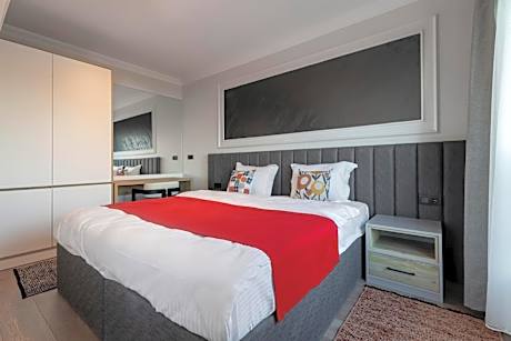 Quadruple Room with Sea View