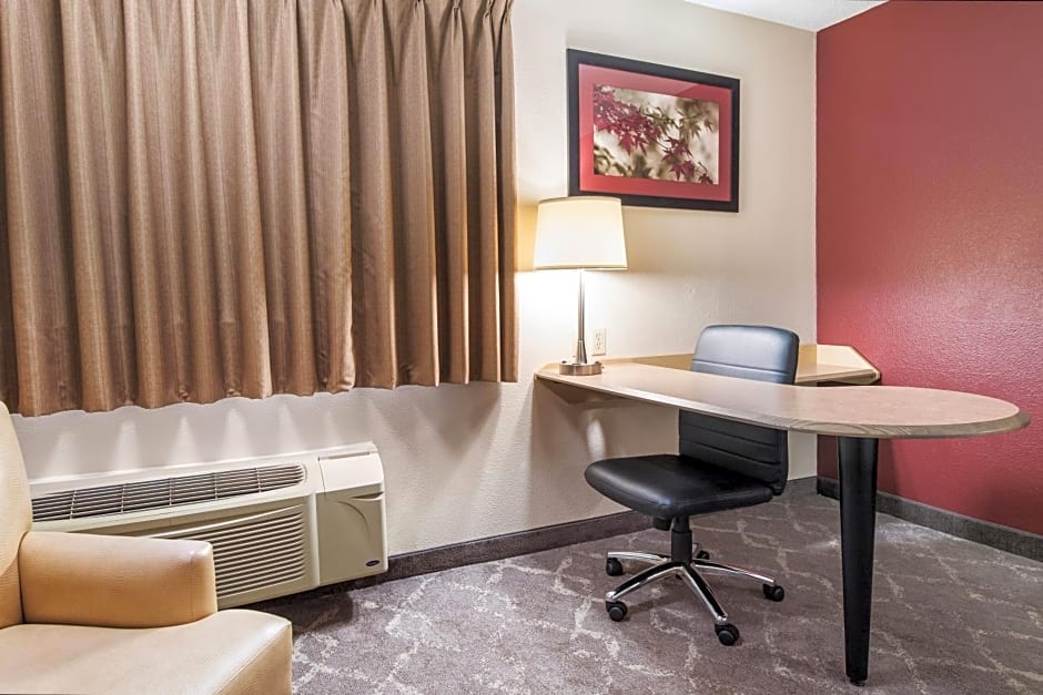 Red Roof Inn Seattle Airport - SEATAC