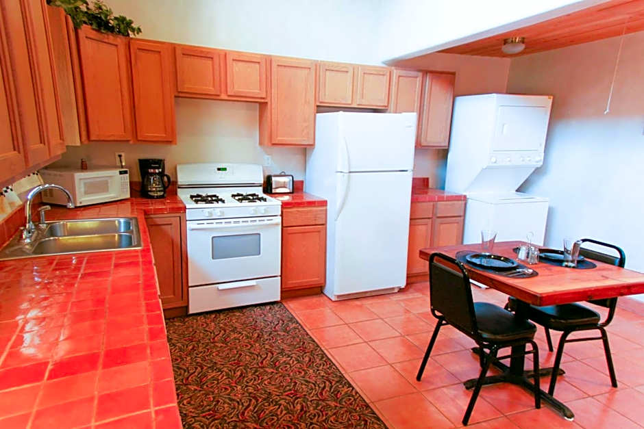 Photo 1 of 1 of 1 Bed Suite