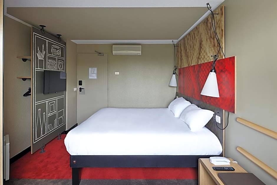 ibis Marne la Vallee Champs