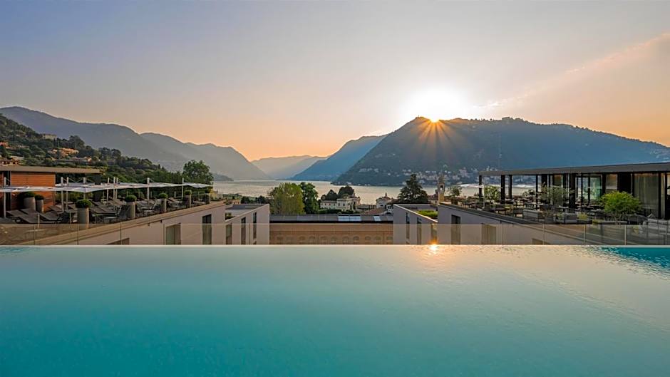 Hilton Lake Como