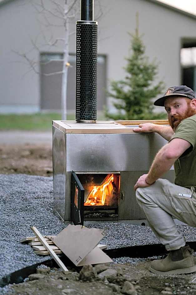 Yellowstone Peaks Hotel
