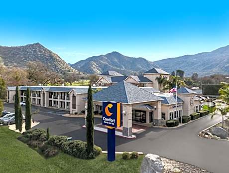 Comfort Inn & Suites Sequoia Kings Canyon