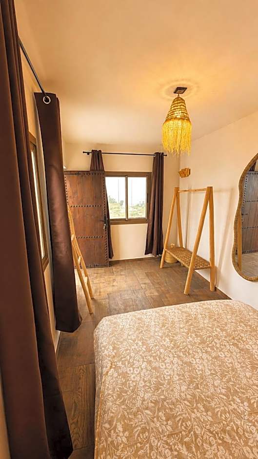 Thayri Hostel - Sea View
