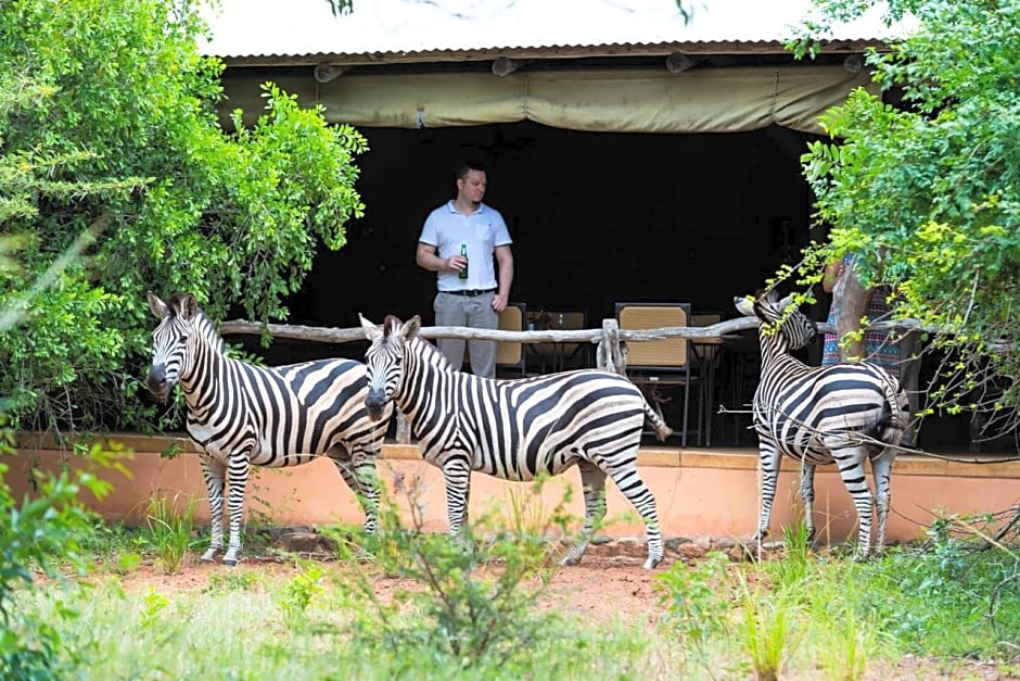 Leopard Walk Lodge