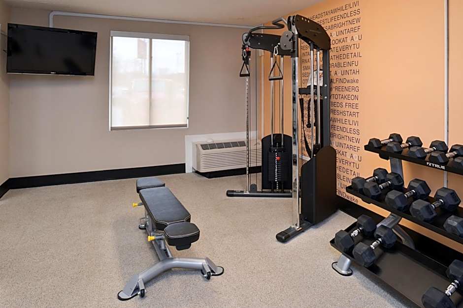 La Quinta Inn & Suites by Wyndham Indianapolis South