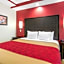 Econo Lodge Inn & Suites
