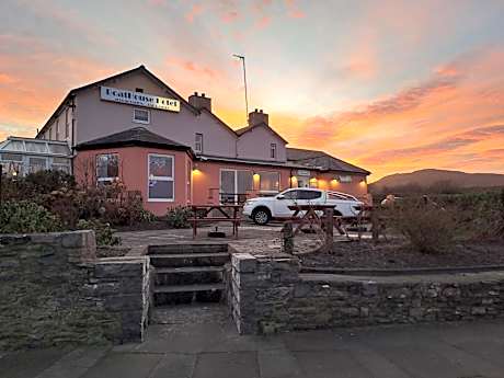 Boathouse Hotel