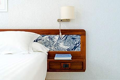 Apartment with Air Conditioner (2 Adults)