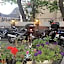 Hotel & Restaurant The House
