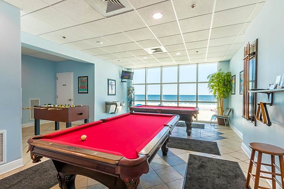 Crystal Shores West 202