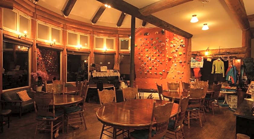 Lodge Clubman