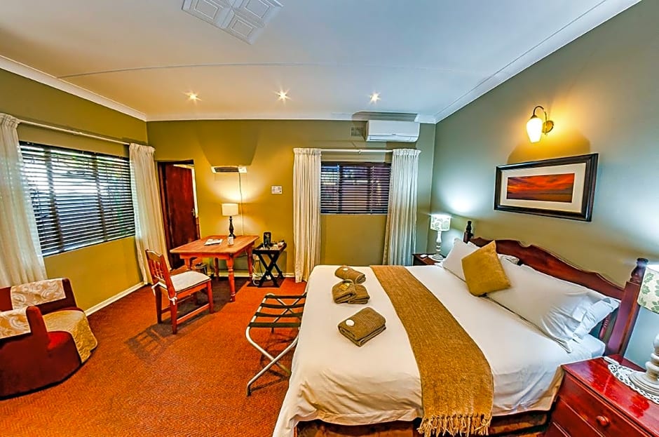 Amper Bo Guest House