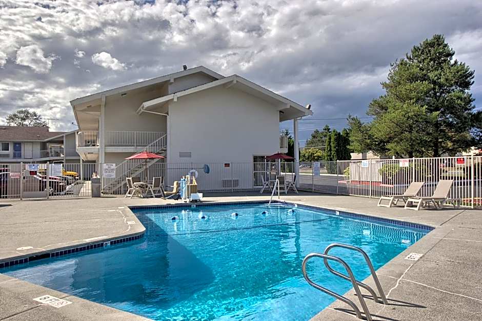 Motel 6-Everett, WA - North