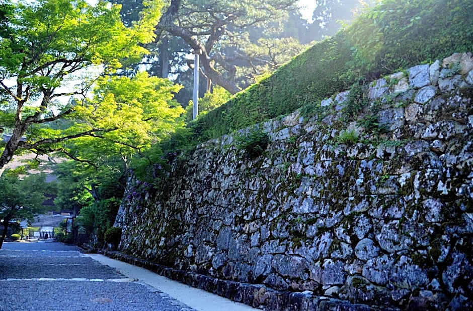 Japanese Ryokan Seryo