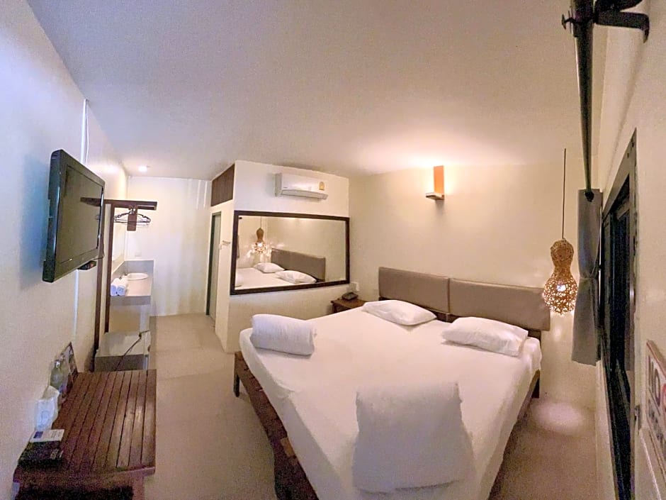Ngeeb bed and EV station